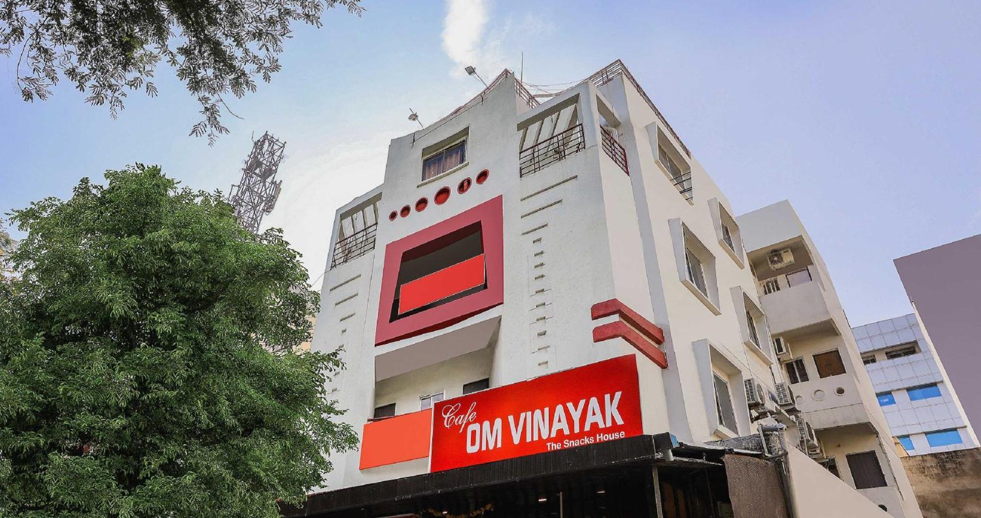 Collection O 3761 Hotel Shree Datta Indore Exterior foto