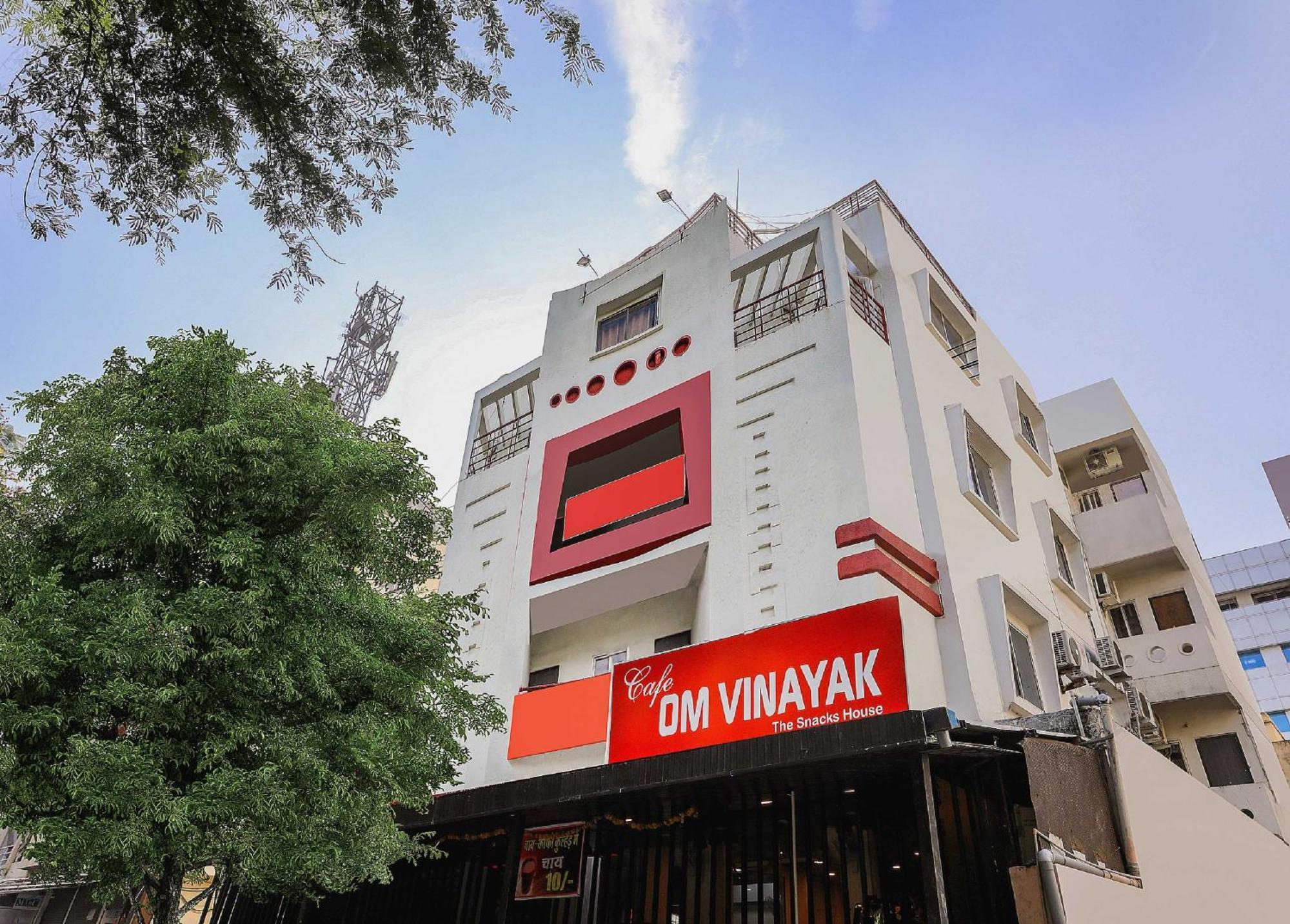 Collection O 3761 Hotel Shree Datta Indore Exterior foto