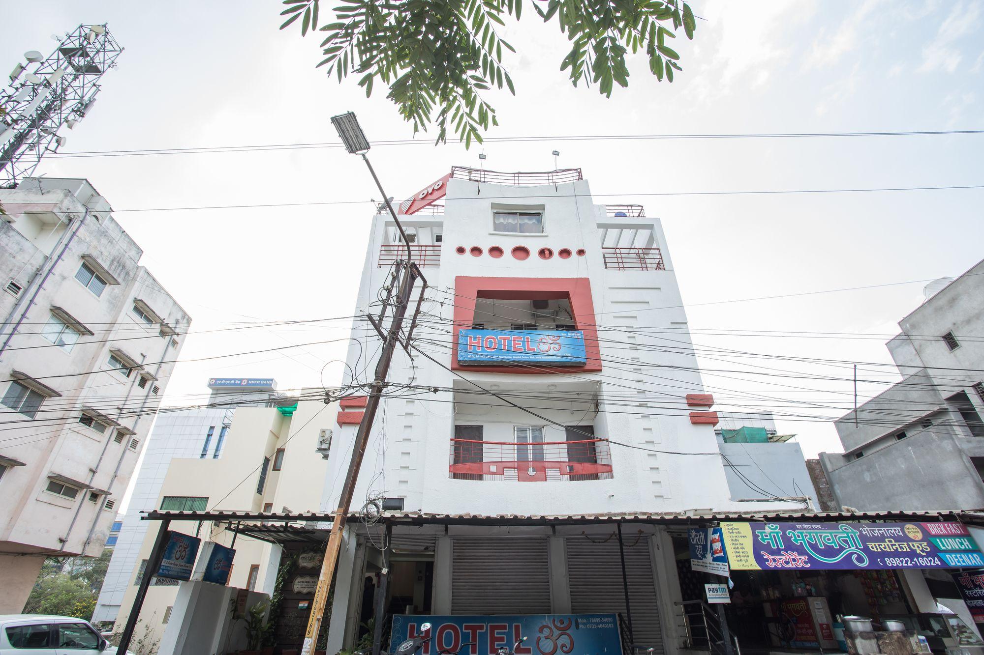 Collection O 3761 Hotel Shree Datta Indore Exterior foto